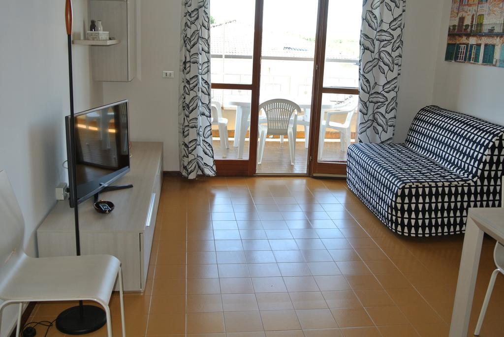Residence Gardenia Lignano Sabbiadoro Exteriör bild