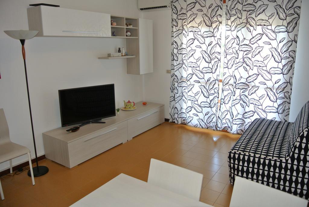 Residence Gardenia Lignano Sabbiadoro Exteriör bild