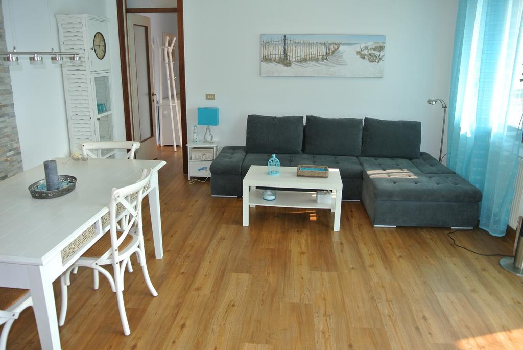 Residence Gardenia Lignano Sabbiadoro Exteriör bild